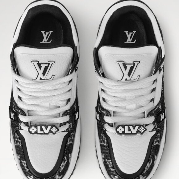 Louie Vuitton LV Trainer Maxi Sneaker - Picture 1 of 3